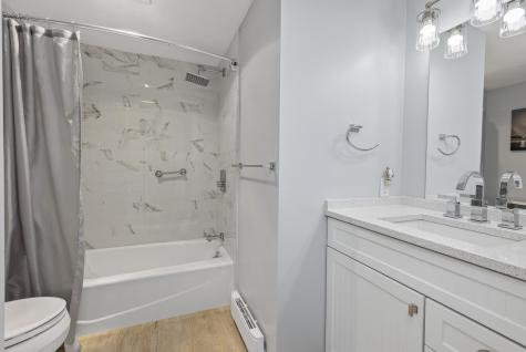 191 E Grand Avenue Old Orchard Beach ME 04064