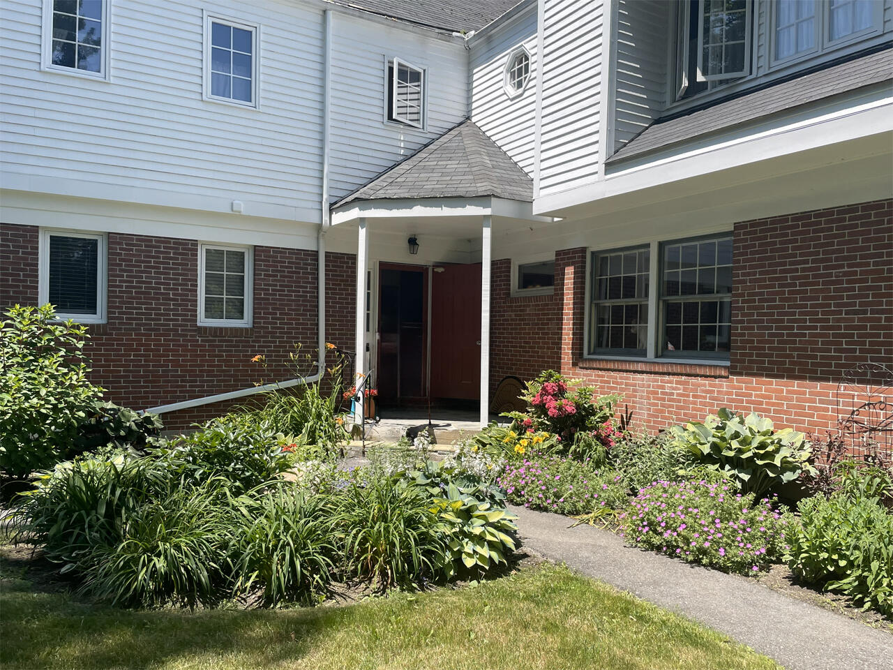 15 Bristol Road Damariscotta ME 04543