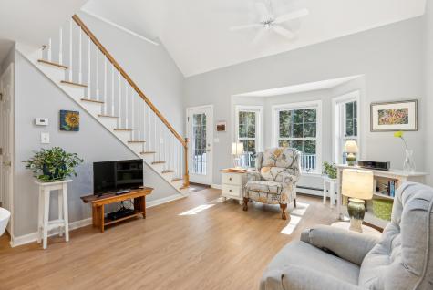 23 Cambridge Court Kennebunk ME 04043