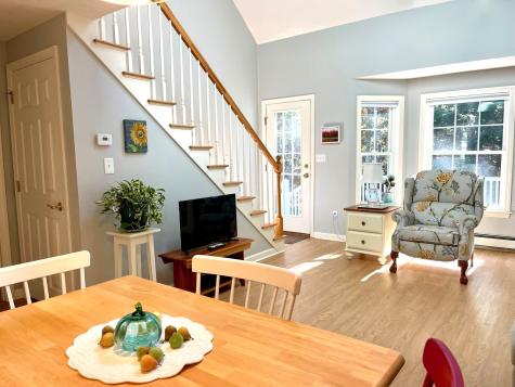 23 Cambridge Court Kennebunk ME 04043