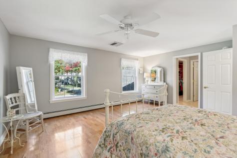 23 Cambridge Court Kennebunk ME 04043