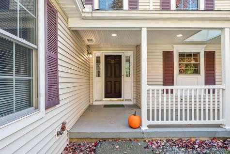 23 Cambridge Court Kennebunk ME 04043