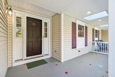 23 Cambridge Court Kennebunk ME 04043