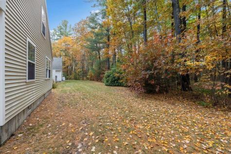 11 Greenwich Way Kennebunk ME 04043