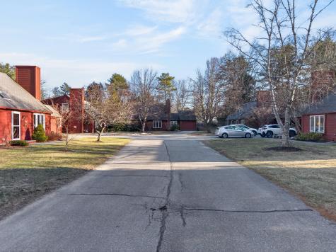 84 Willow Grove Road Brunswick ME 04011