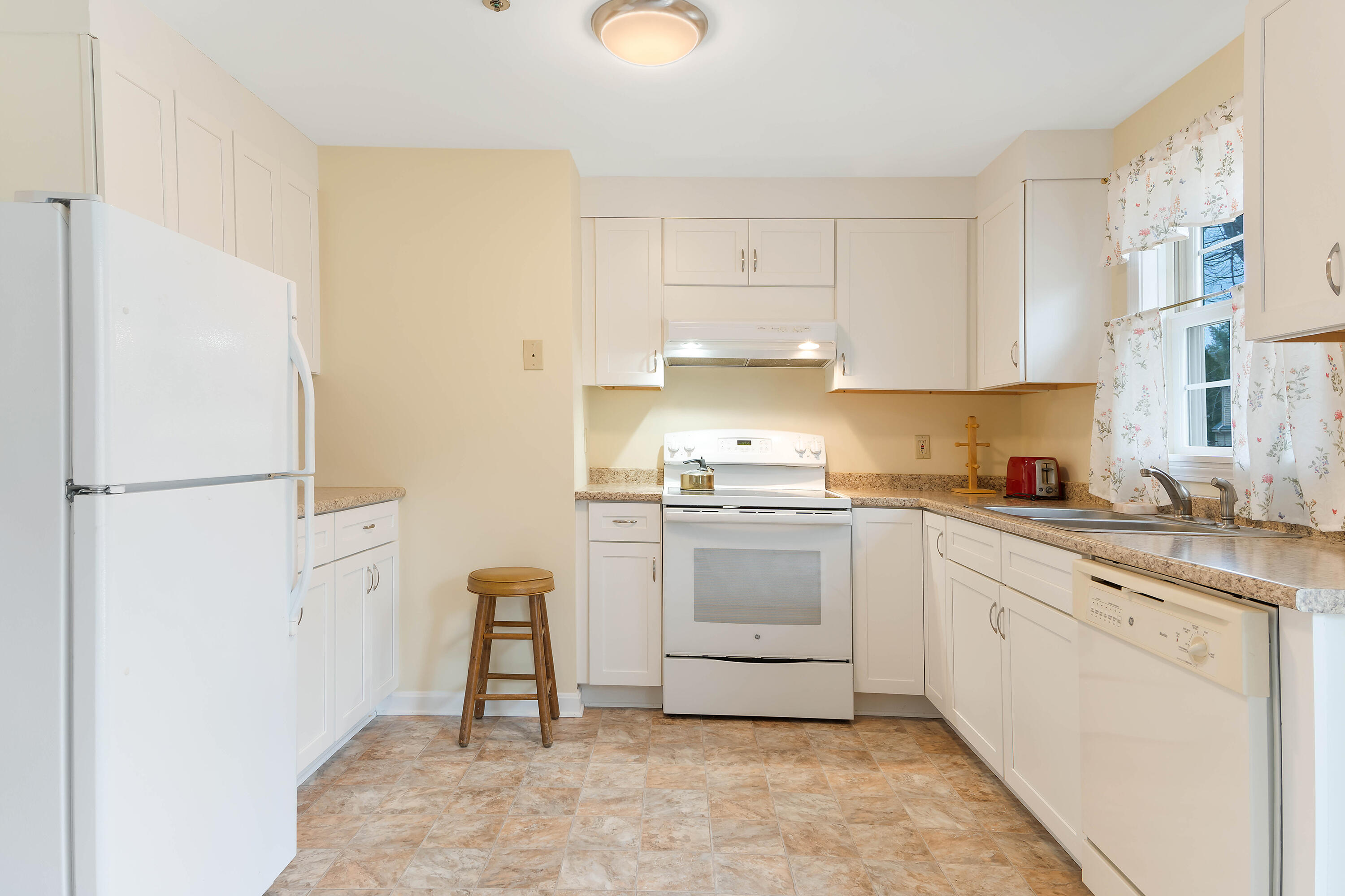 56 Willow Grove Road Brunswick ME 04011