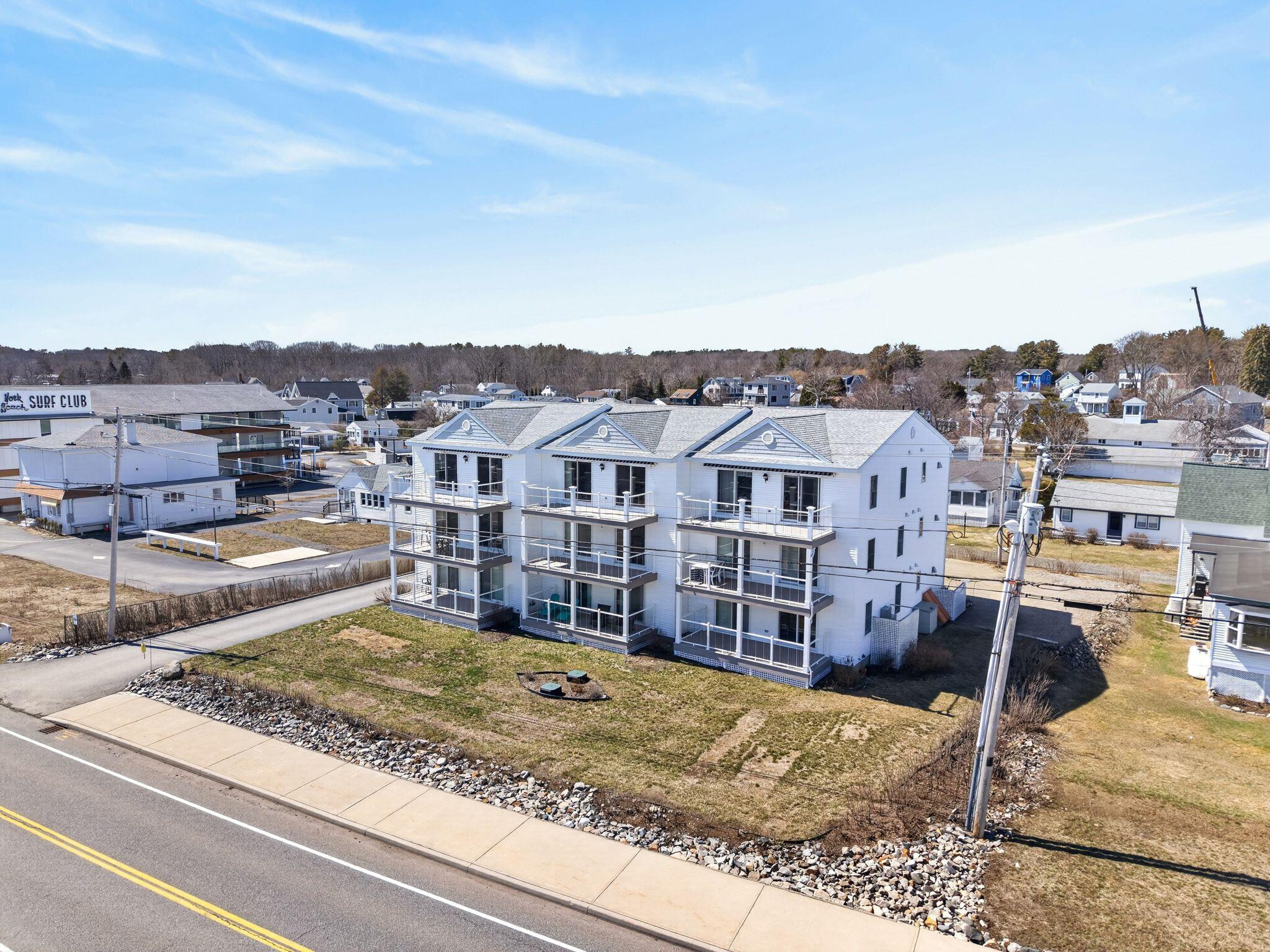 790 York Street York ME 03909