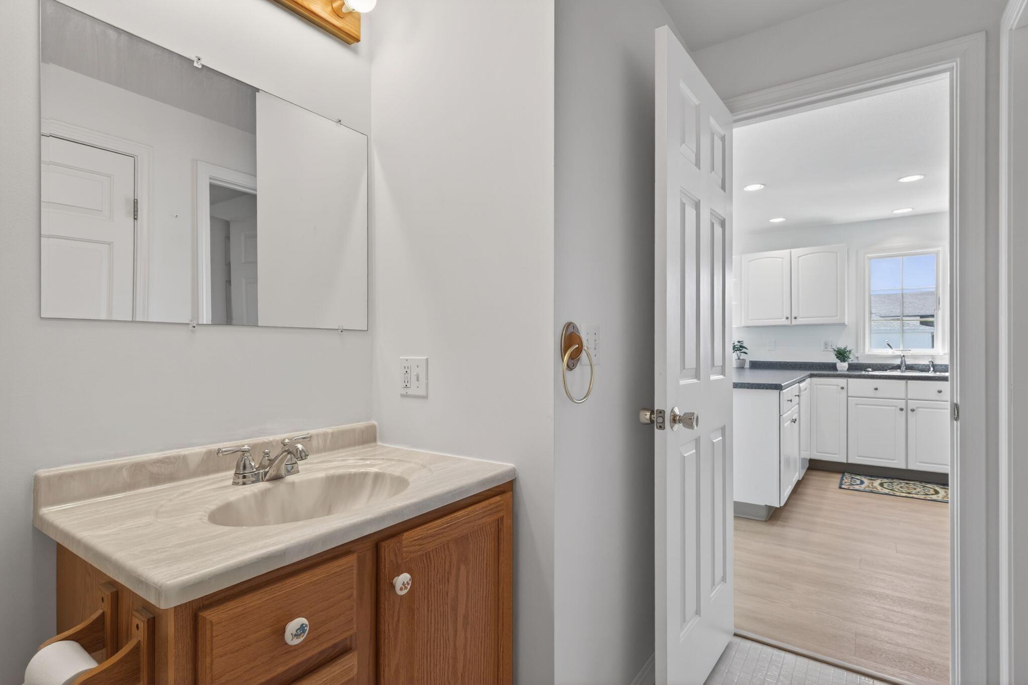 790 York Street York ME 03909