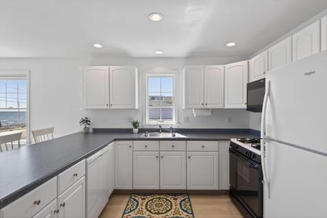 790 York Street York ME 03909