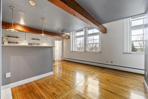 85 Middle Street Hallowell ME 04347