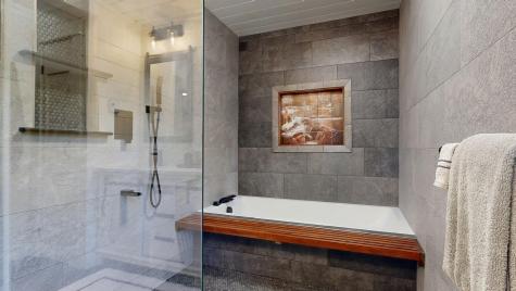 3 Nautical Way Gray ME 04039