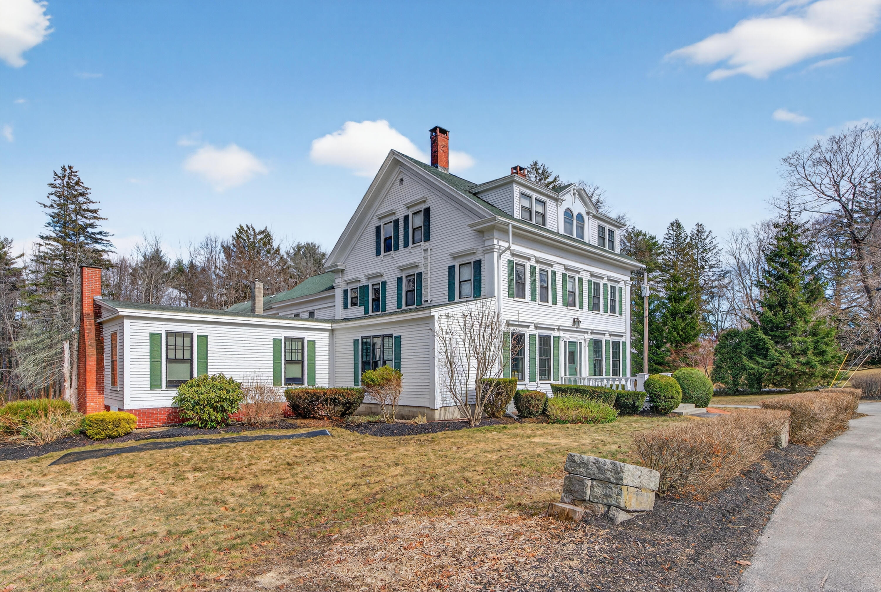 14 Summer Street Kennebunk ME 04043