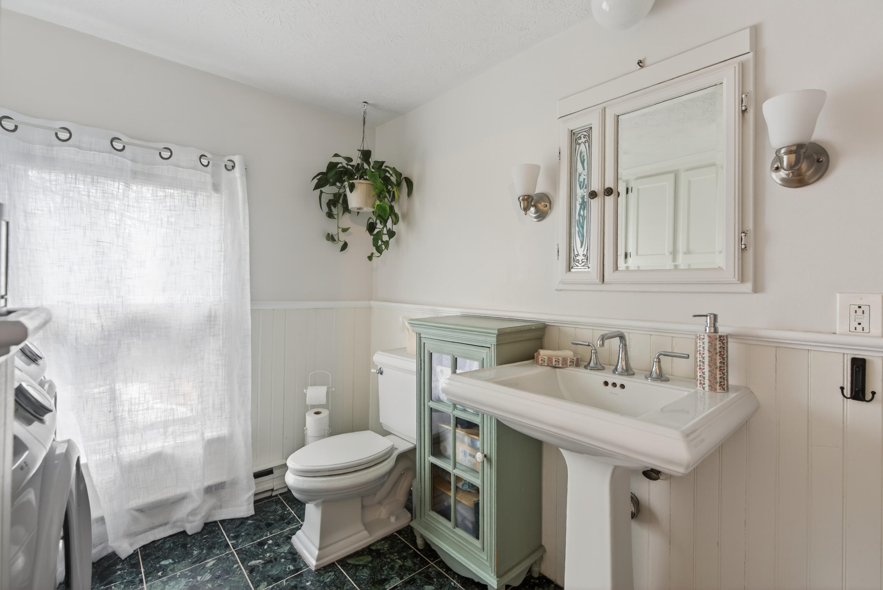 14 Summer Street Kennebunk ME 04043