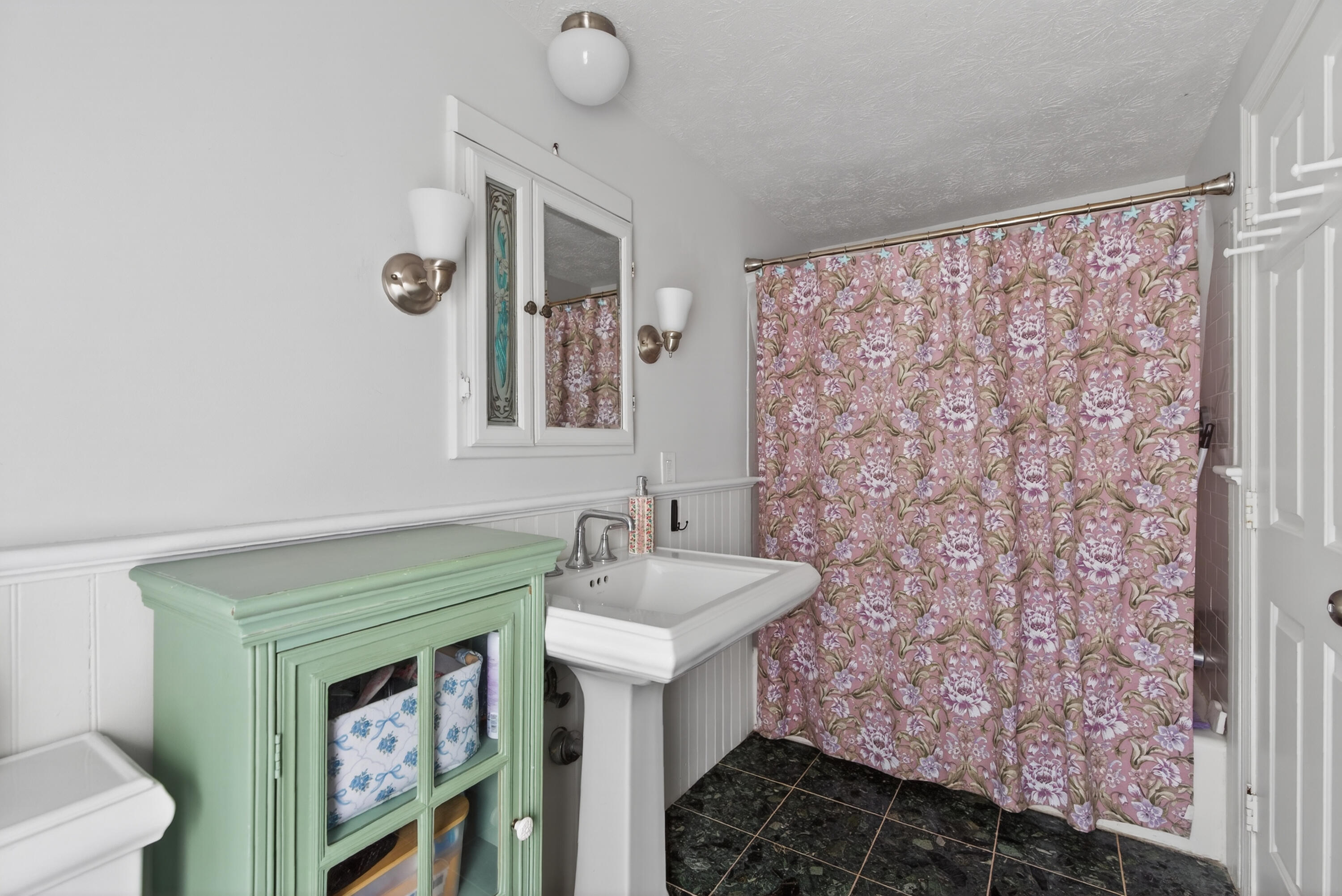 14 Summer Street Kennebunk ME 04043
