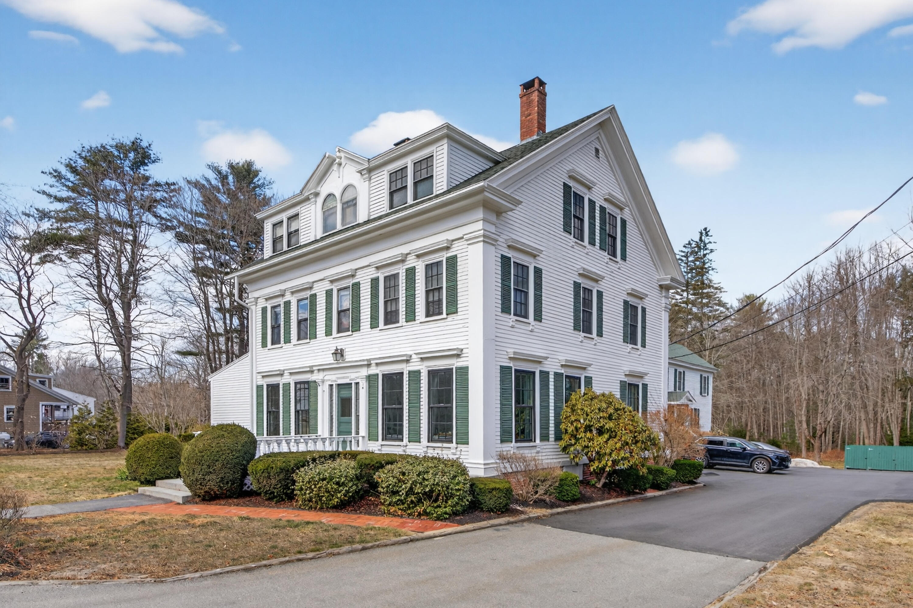 14 Summer Street Kennebunk ME 04043