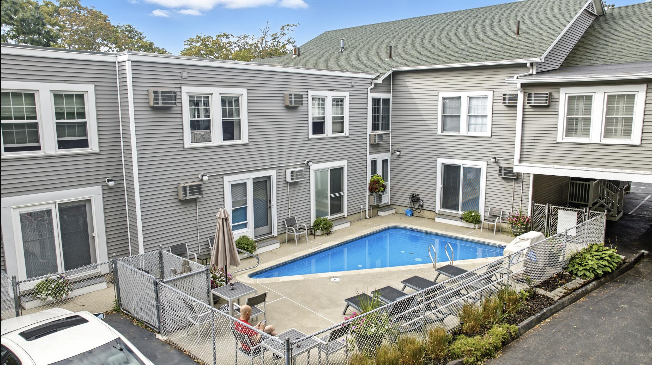 298 Main Street Ogunquit ME 03907