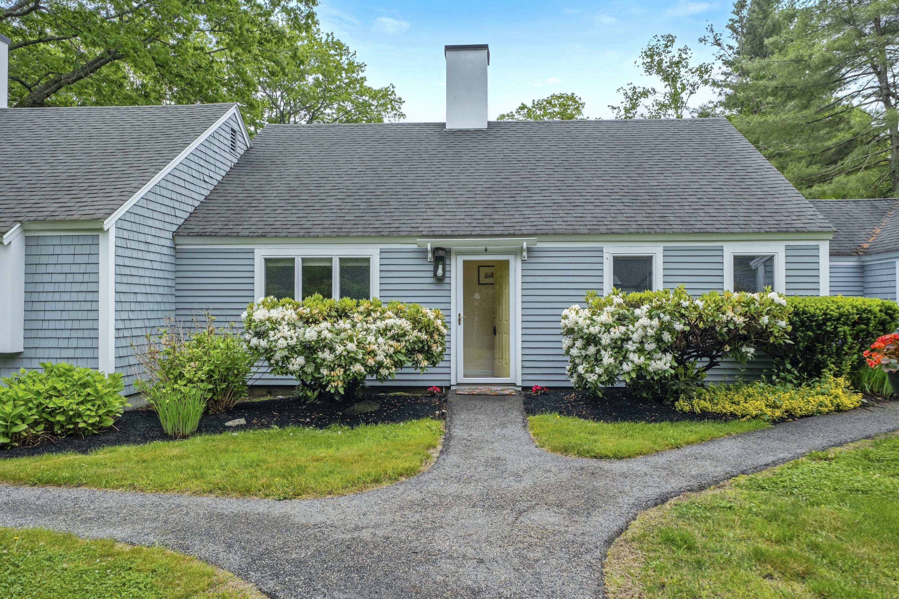 4 Oakview Drive Cape Elizabeth ME 04107