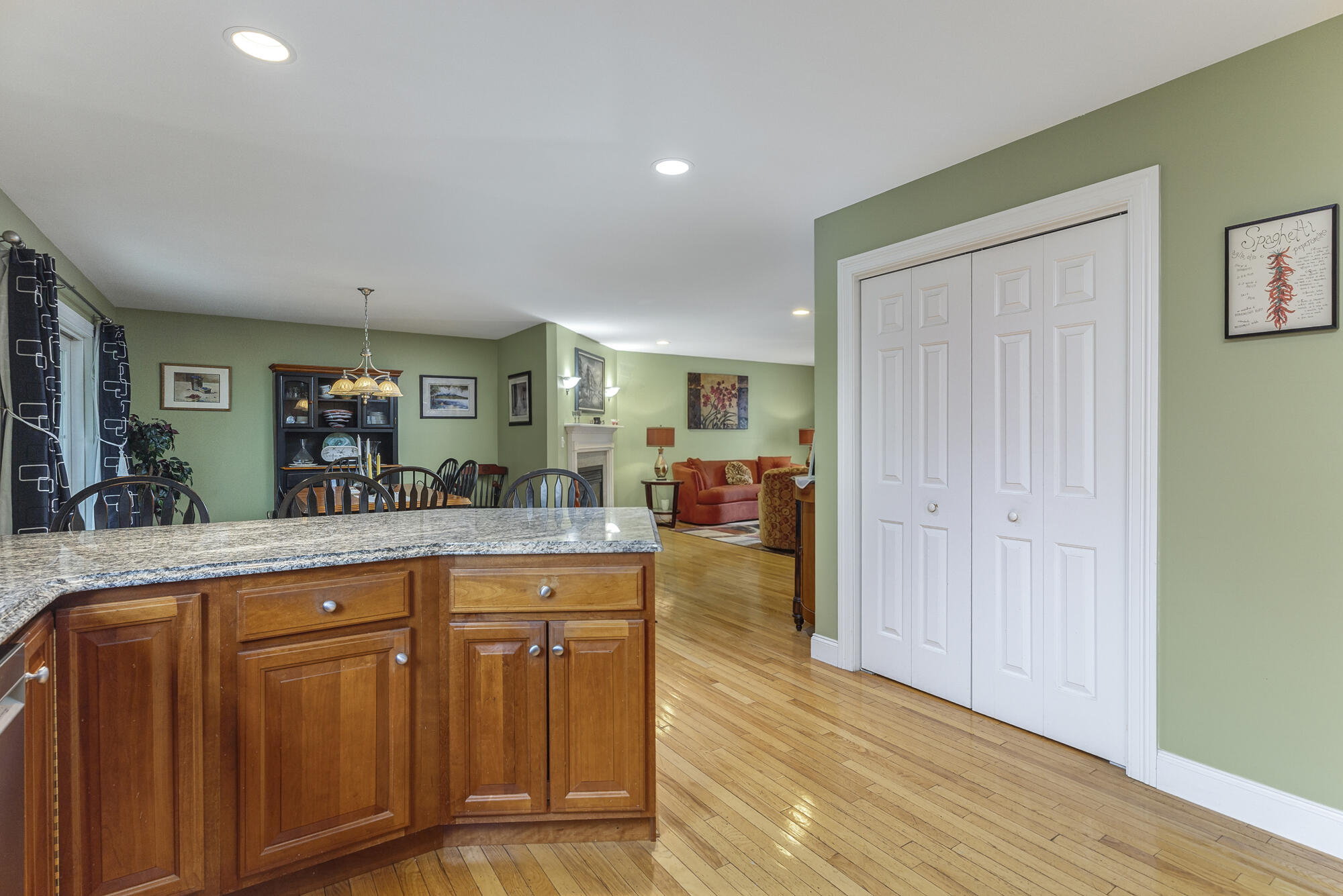 28 Lone Pine Lane Yarmouth ME 04096