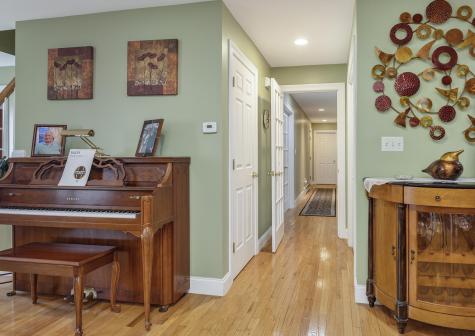 28 Lone Pine Lane Yarmouth ME 04096