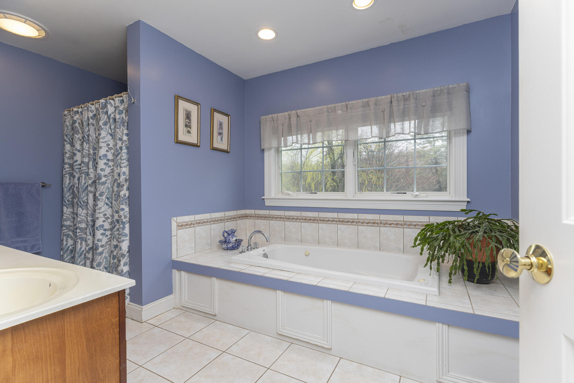 28 Lone Pine Lane Yarmouth ME 04096