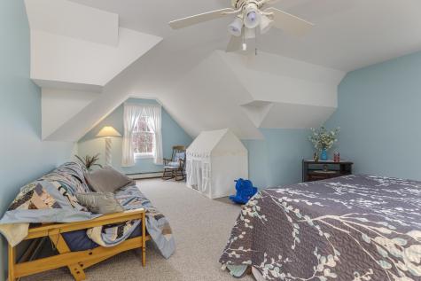 28 Lone Pine Lane Yarmouth ME 04096