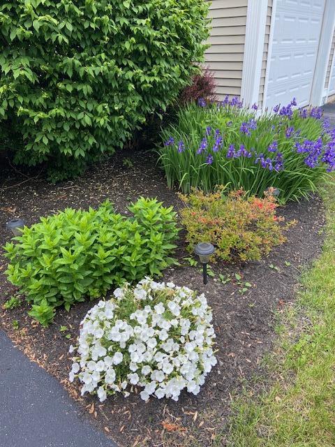 28 Lone Pine Lane Yarmouth ME 04096