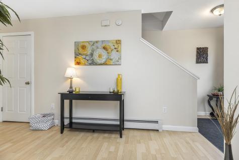 3 Apple Ledge Drive Portland ME 04103