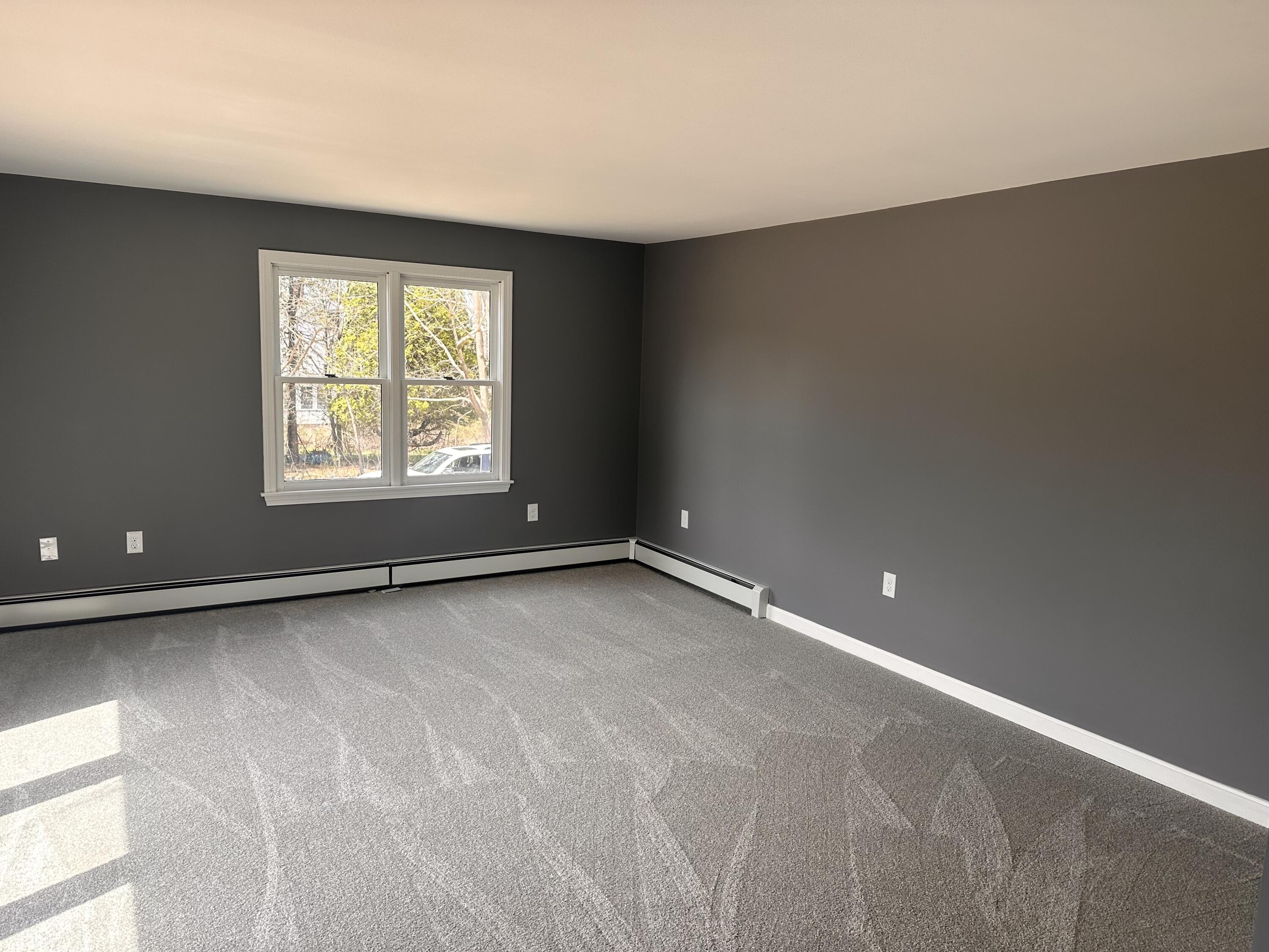 7 Robin Lane Kittery ME 03904