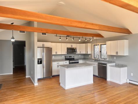 7 Robin Lane Kittery ME 03904