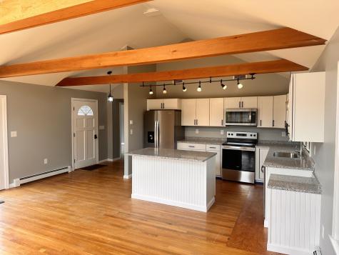 7 Robin Lane Kittery ME 03904