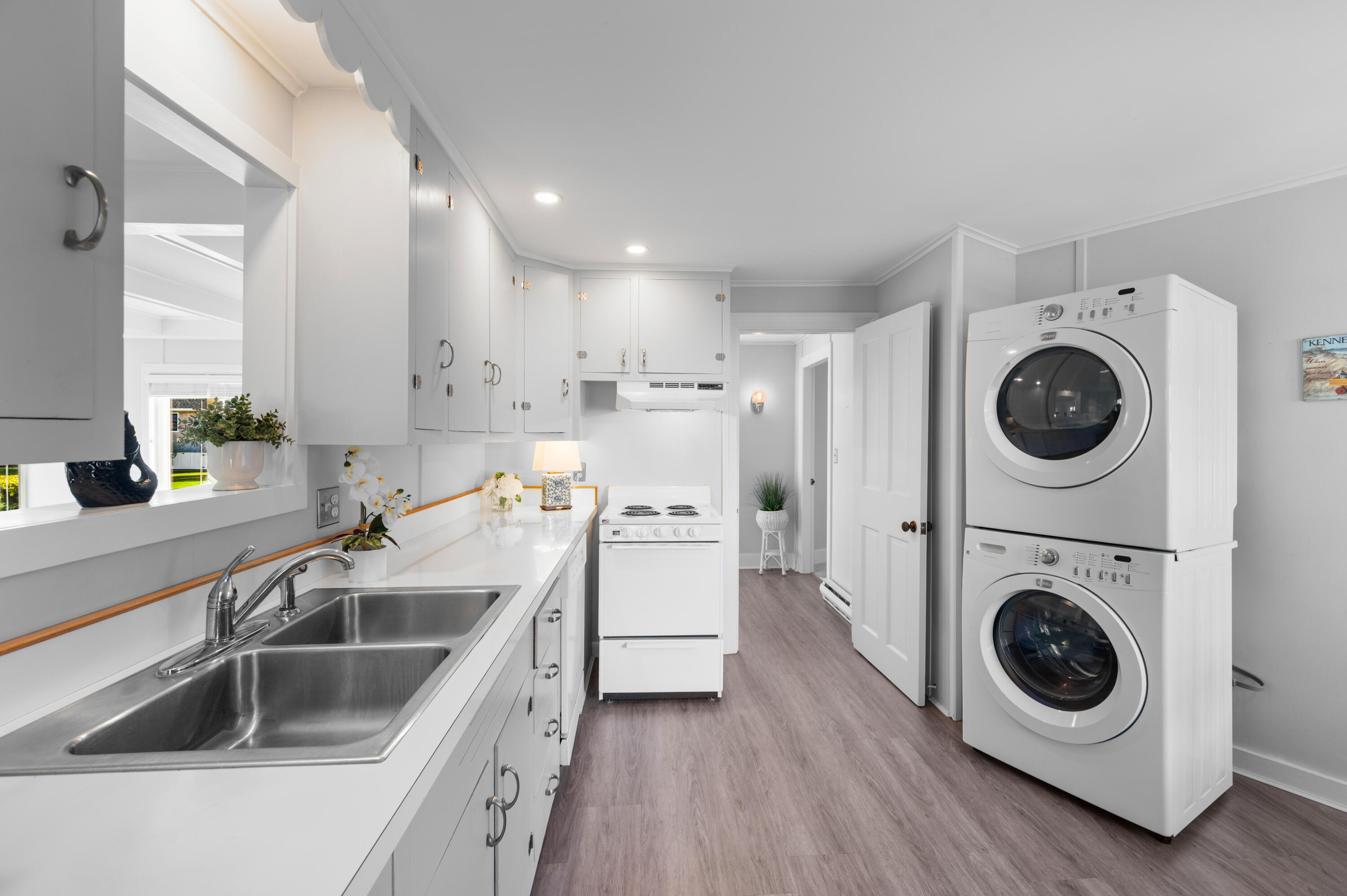 147 Beach Avenue Kennebunk ME 04043