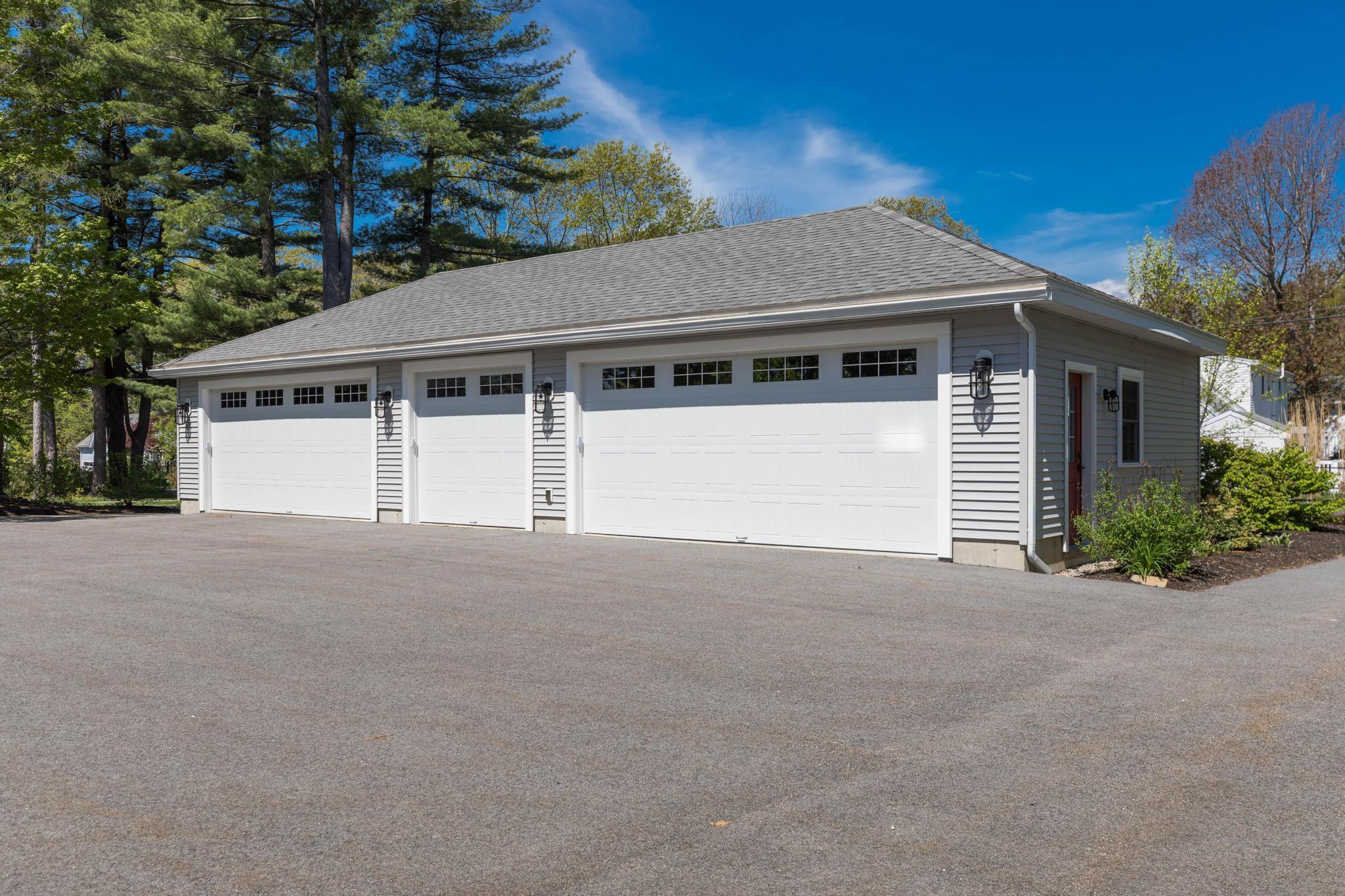 21 Fernald Avenue York ME 03909