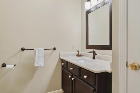 6 Excalibur Court Naples ME 04055