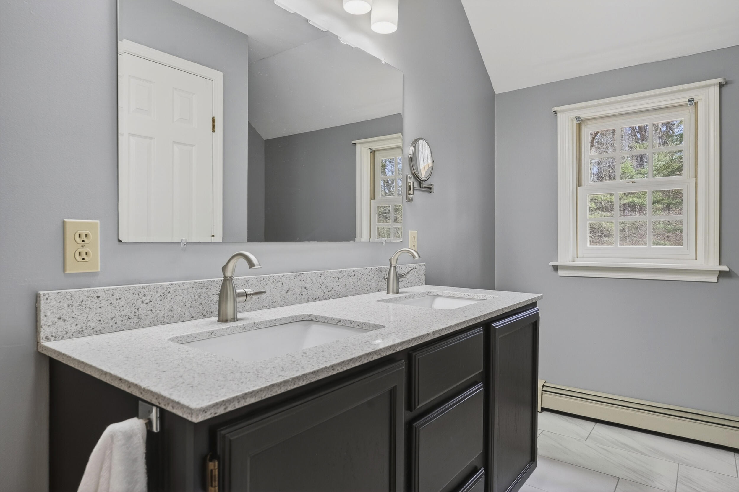 6 Excalibur Court Naples ME 04055