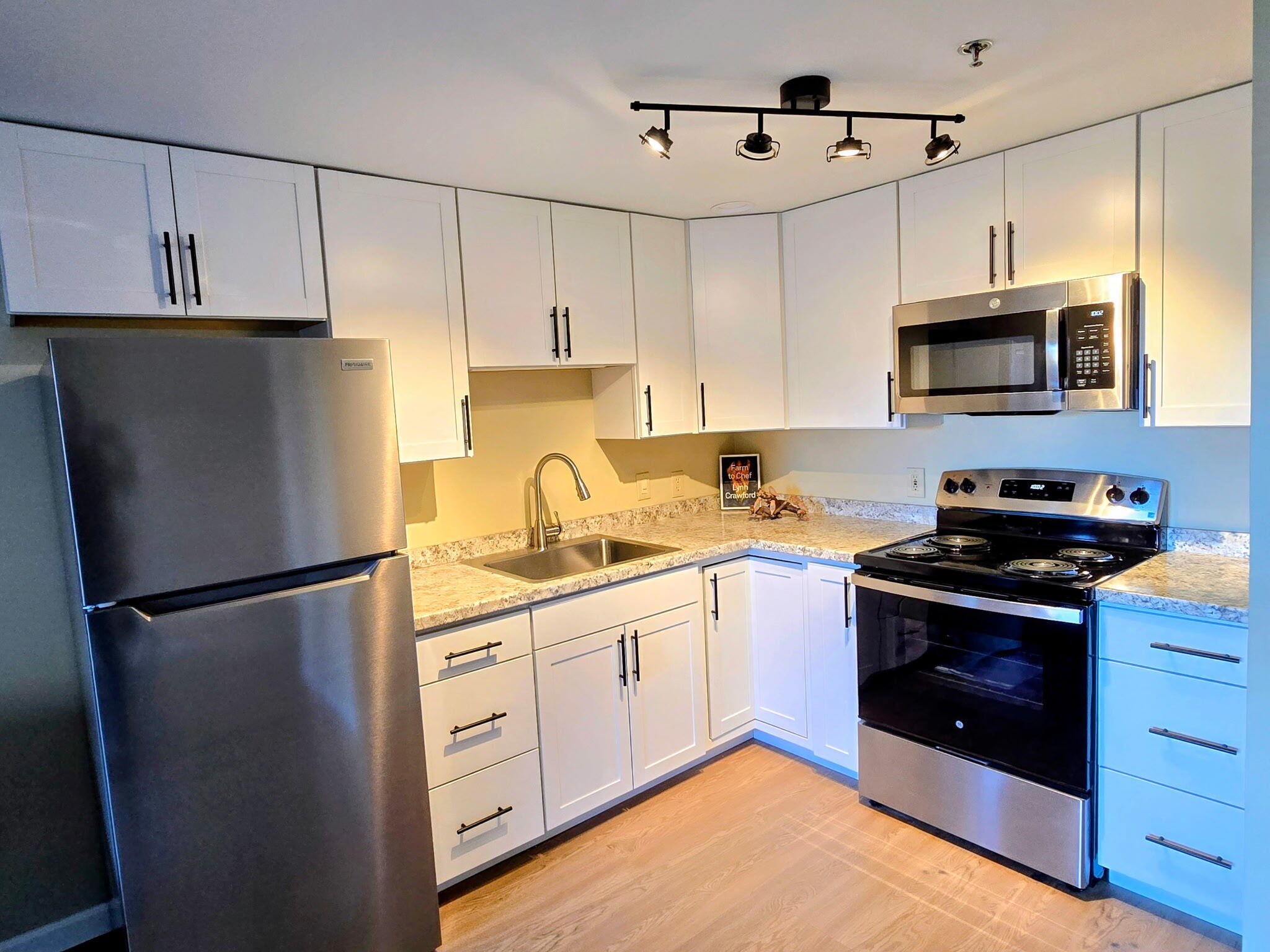 574 Main Street Damariscotta ME 04543