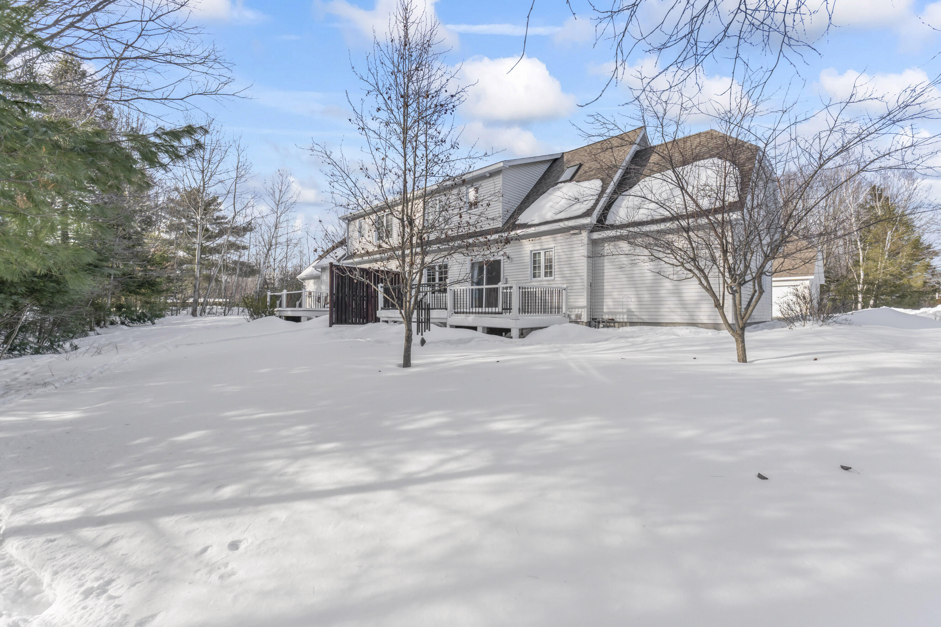 9 Nathan Way Topsham ME 04086