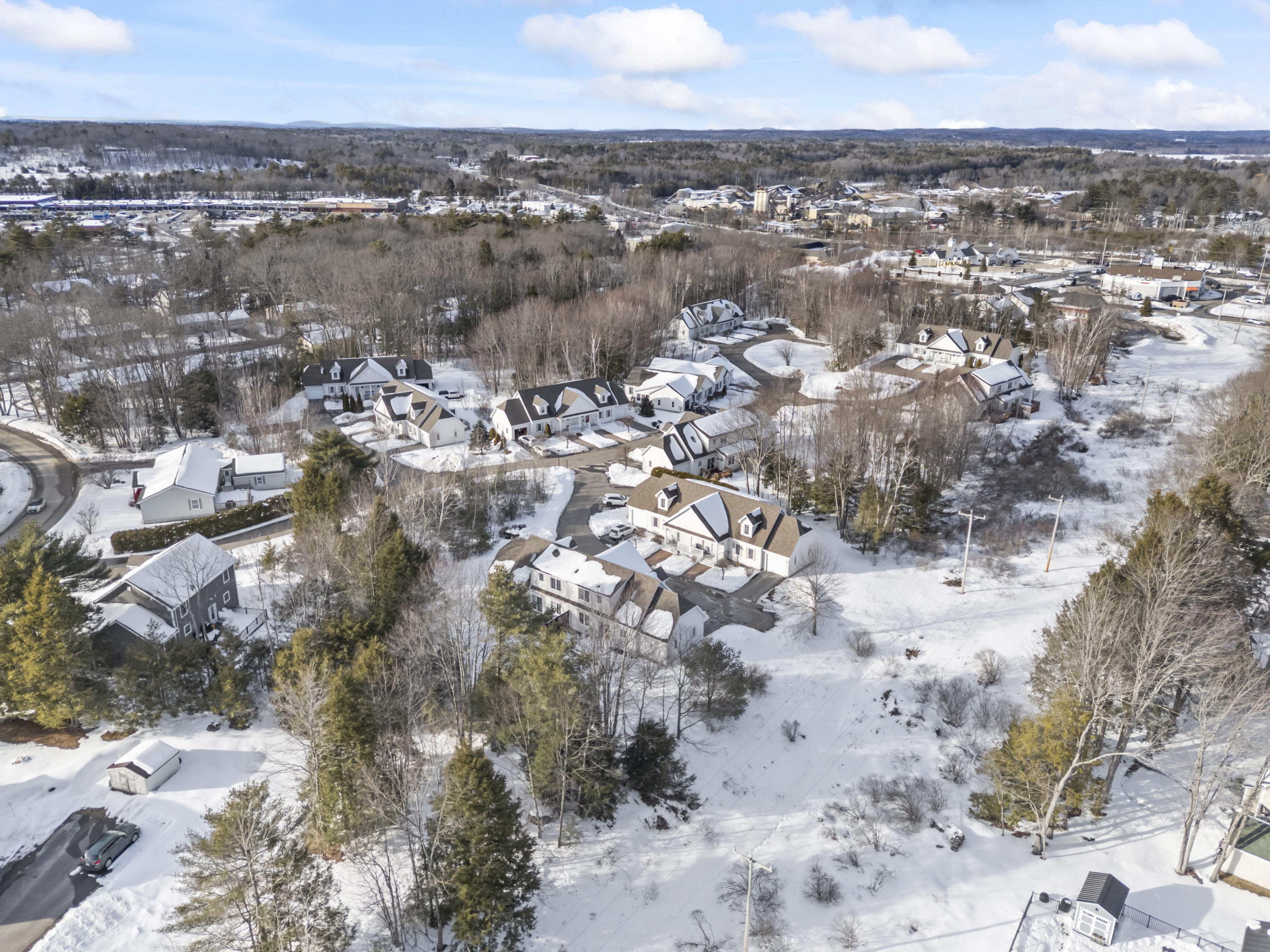 9 Nathan Way Topsham ME 04086