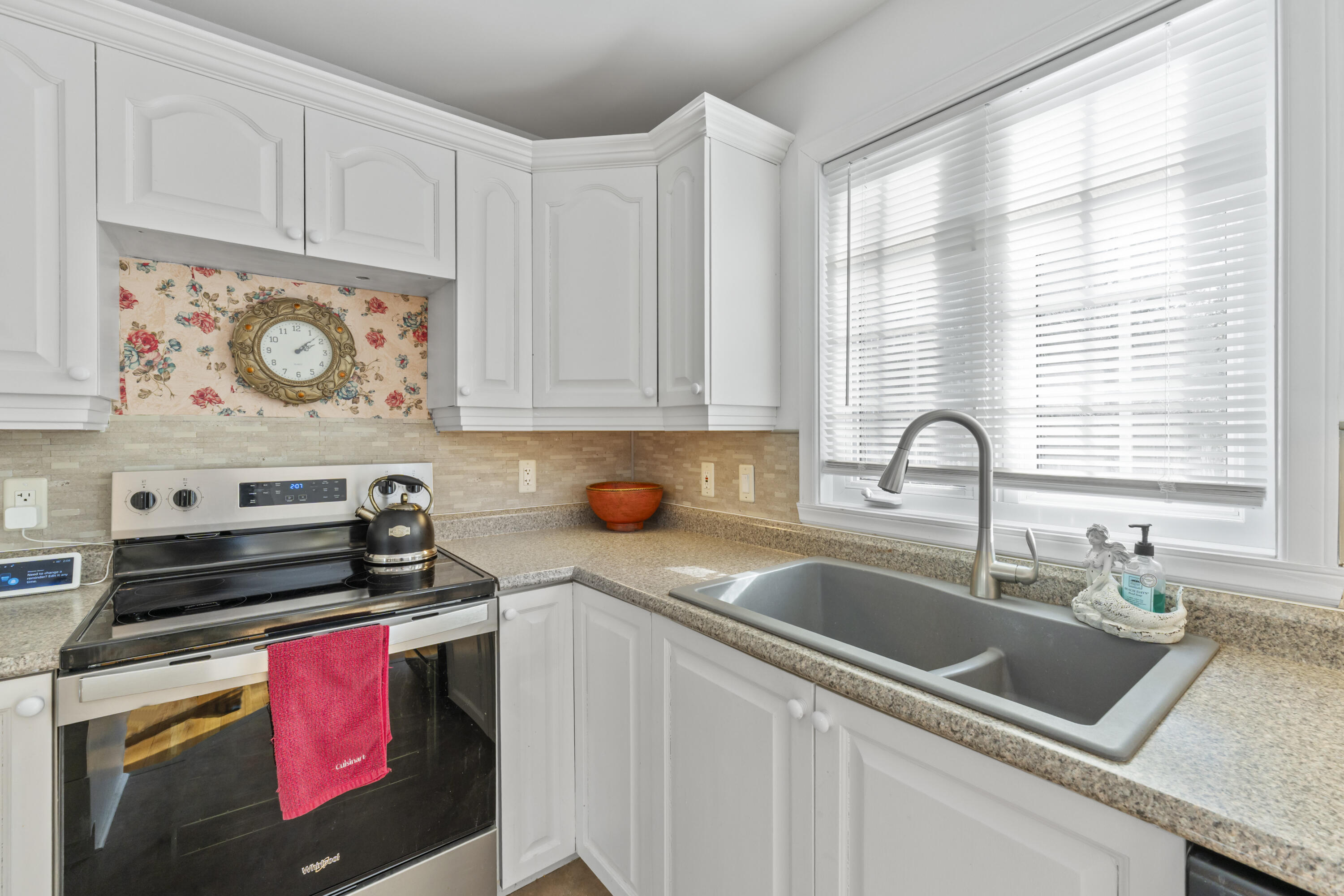 9 Nathan Way Topsham ME 04086