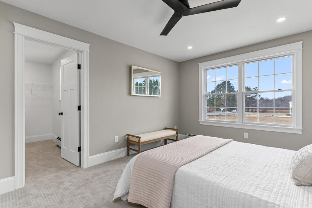 10 Hogan Circle Westbrook ME 04092