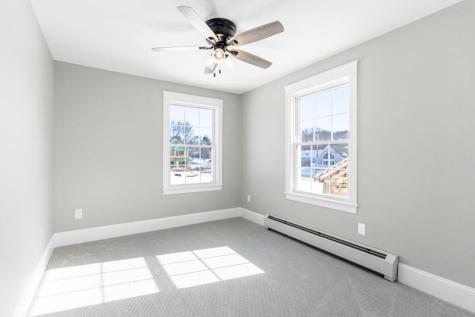 10 Hogan Circle Westbrook ME 04092