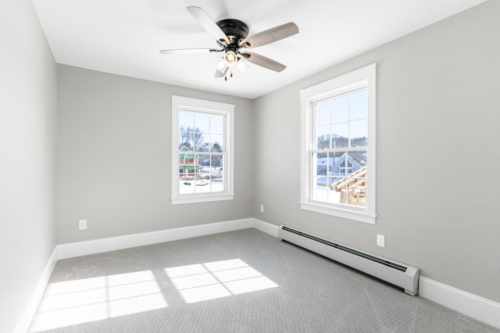 10 Hogan Circle Westbrook ME 04092