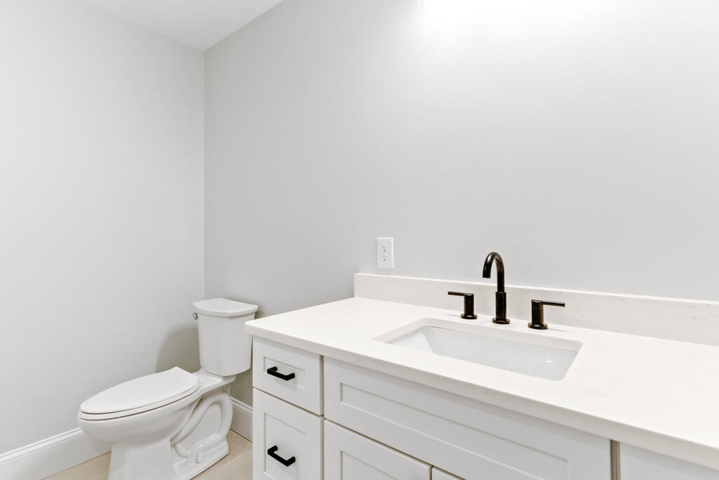 10 Hogan Circle Westbrook ME 04092