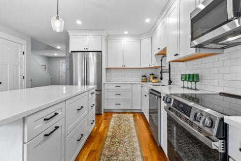10 Hogan Circle Westbrook ME 04092