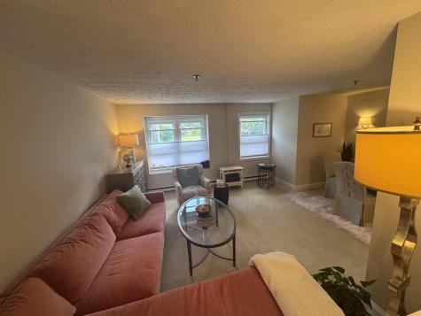 17 Water Street Kennebunk ME 04043