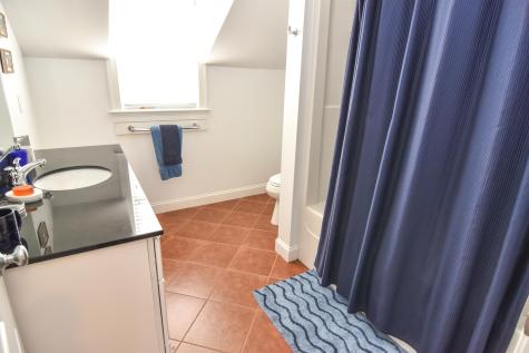 25 Henley Street South Portland ME 04106