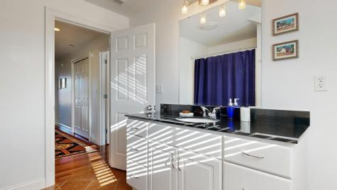 25 Henley Street South Portland ME 04106