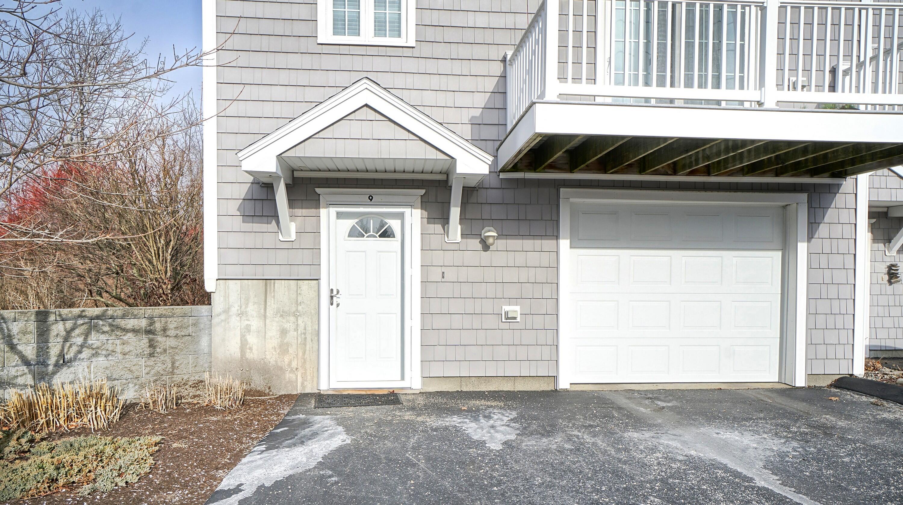 25 Henley Street South Portland ME 04106
