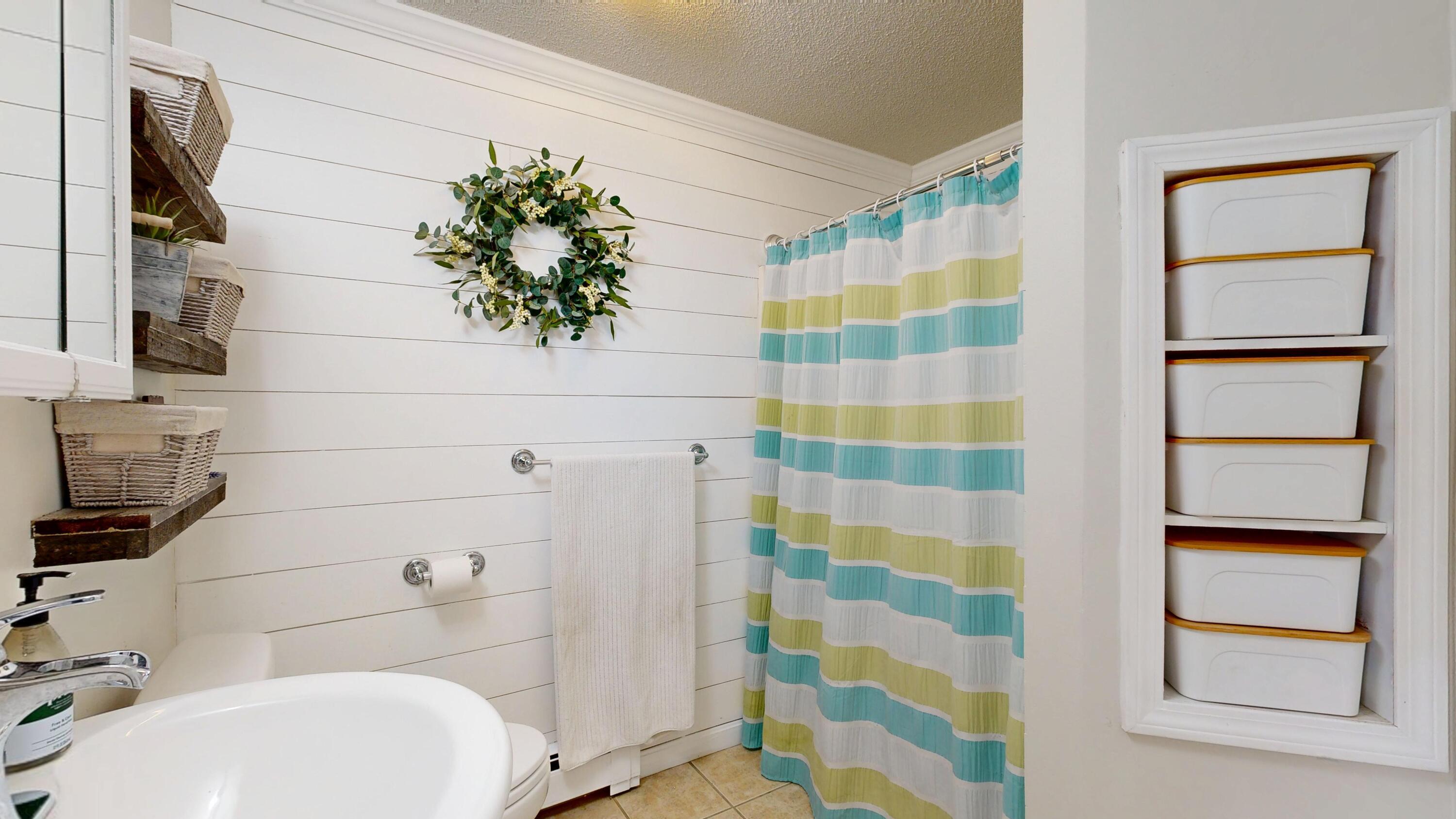 11 Ledges Court Lewiston ME 04240