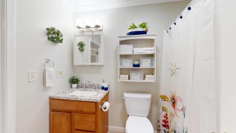 11 Ledges Court Lewiston ME 04240