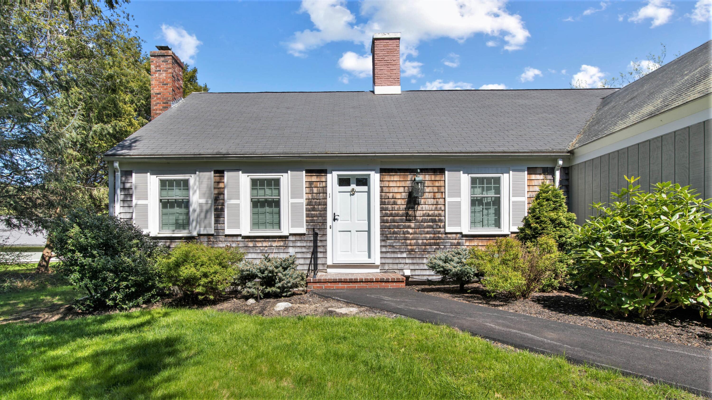 1 Colonial Village Falmouth, ME